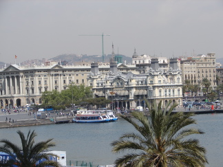 Municipal bldg and port offices.jpg